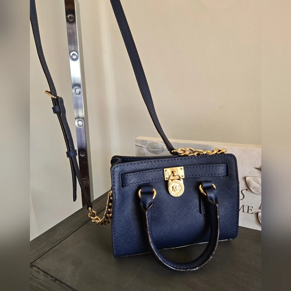 Michael Kors Mini Hamilton Crossbody Navy Blue/Gold